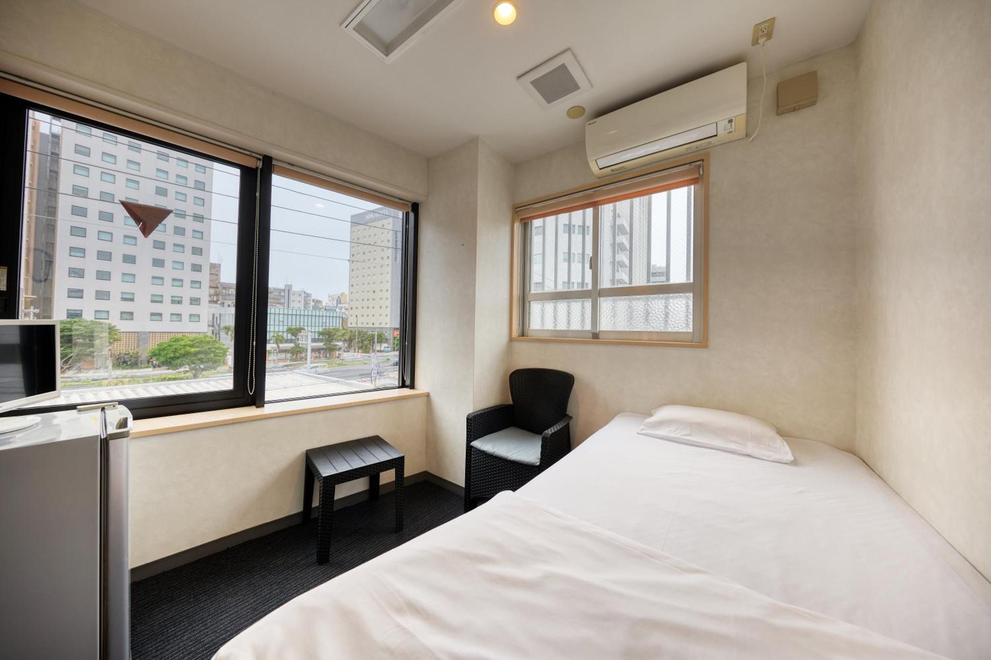 Guest House Grand Наха Экстерьер фото